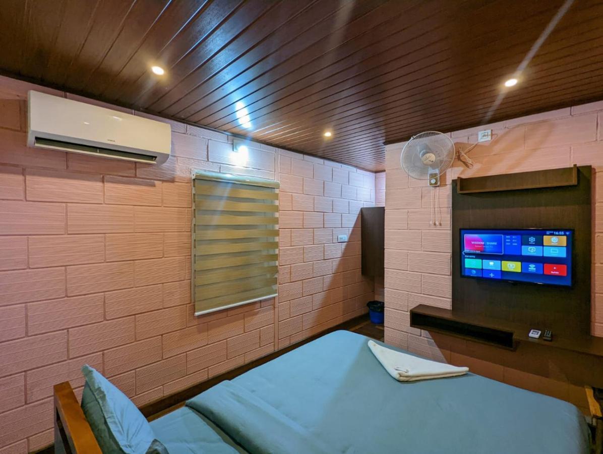 Hotel The Wayanad Club Sultan Bathery Esterno foto
