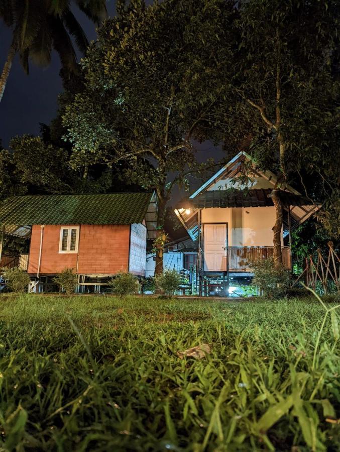 Hotel The Wayanad Club Sultan Bathery Esterno foto
