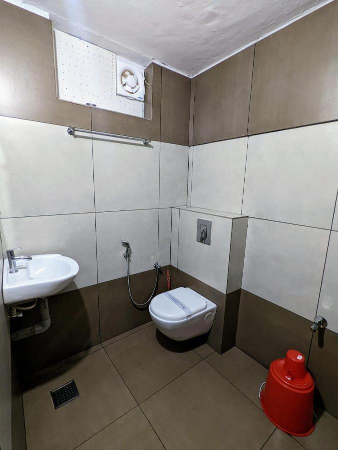 Hotel The Wayanad Club Sultan Bathery Esterno foto