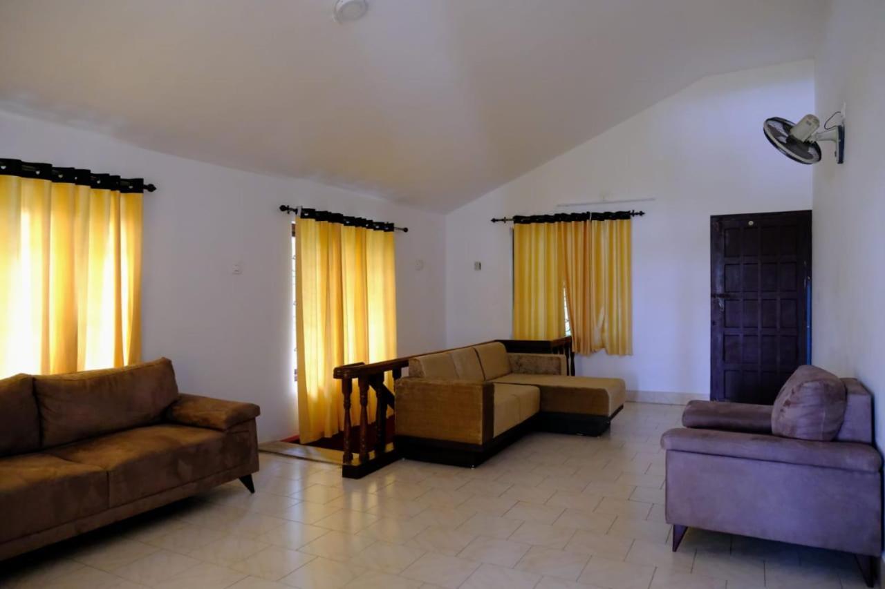 Hotel The Wayanad Club Sultan Bathery Esterno foto