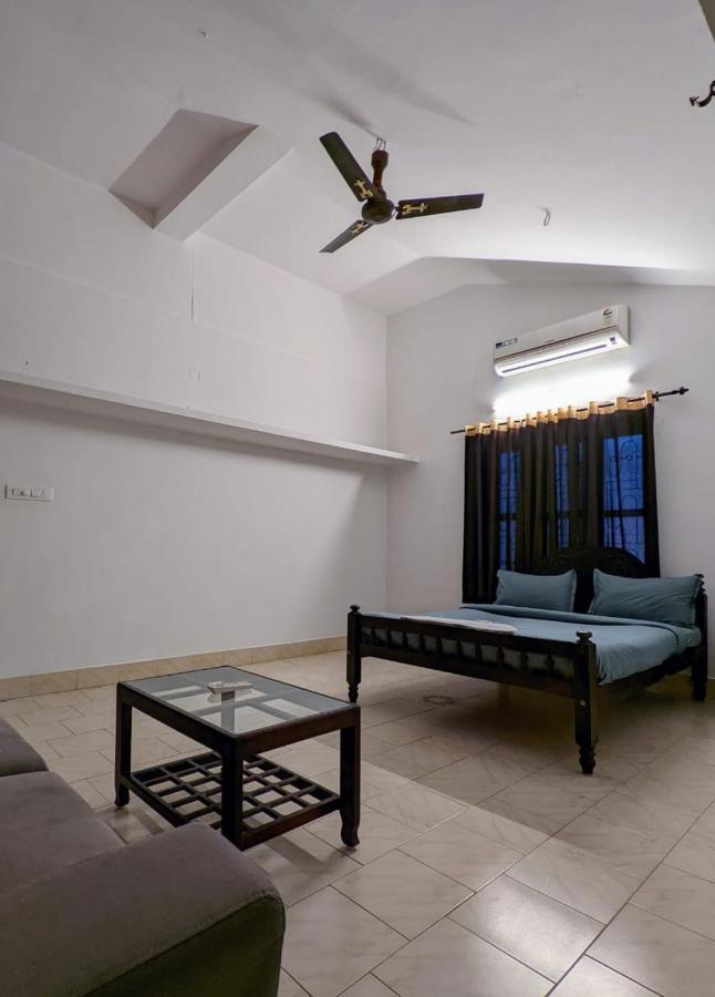 Hotel The Wayanad Club Sultan Bathery Esterno foto